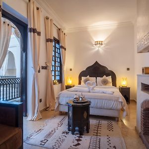 Camera standard con letto king size